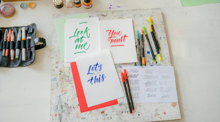 ✍️ Les 10 outils indispensables pour te lancer dans le lettering design